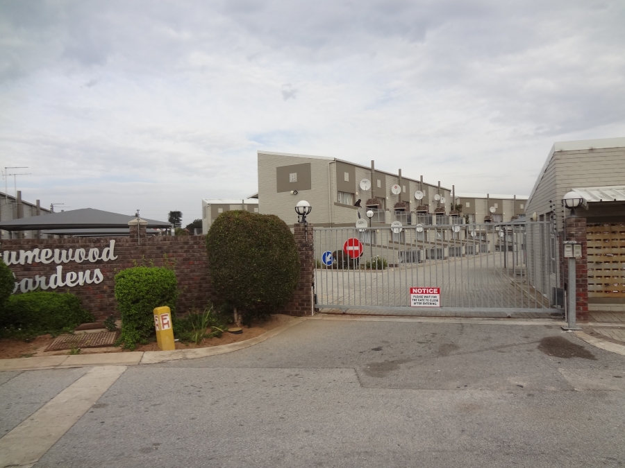 1 Bedroom Property for Sale in Humewood Eastern Cape